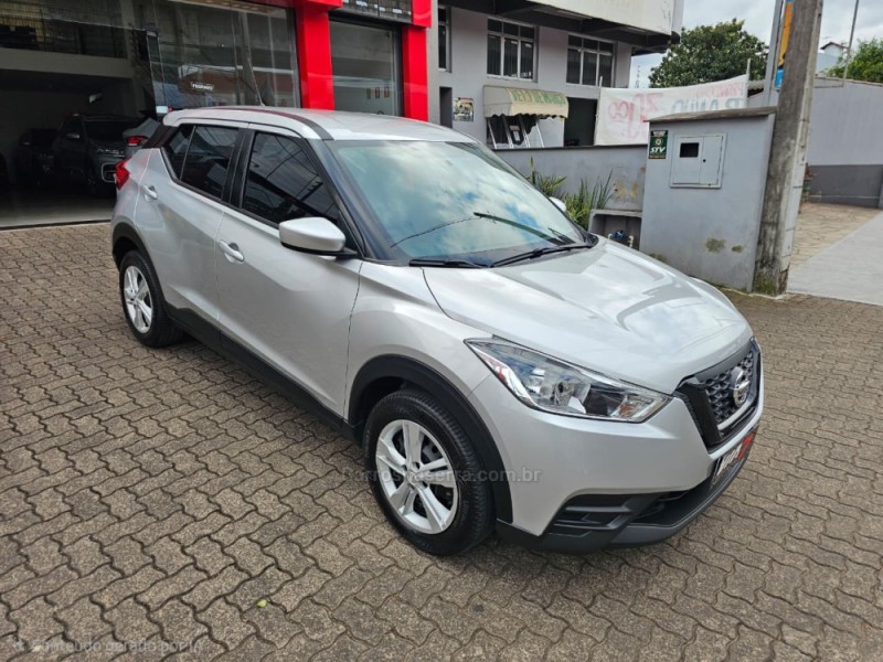 KICKS 1.6 ACTIVE 16V FLEX 4P AUTOMÁTICO - 2021 - NOVO HAMBURGO