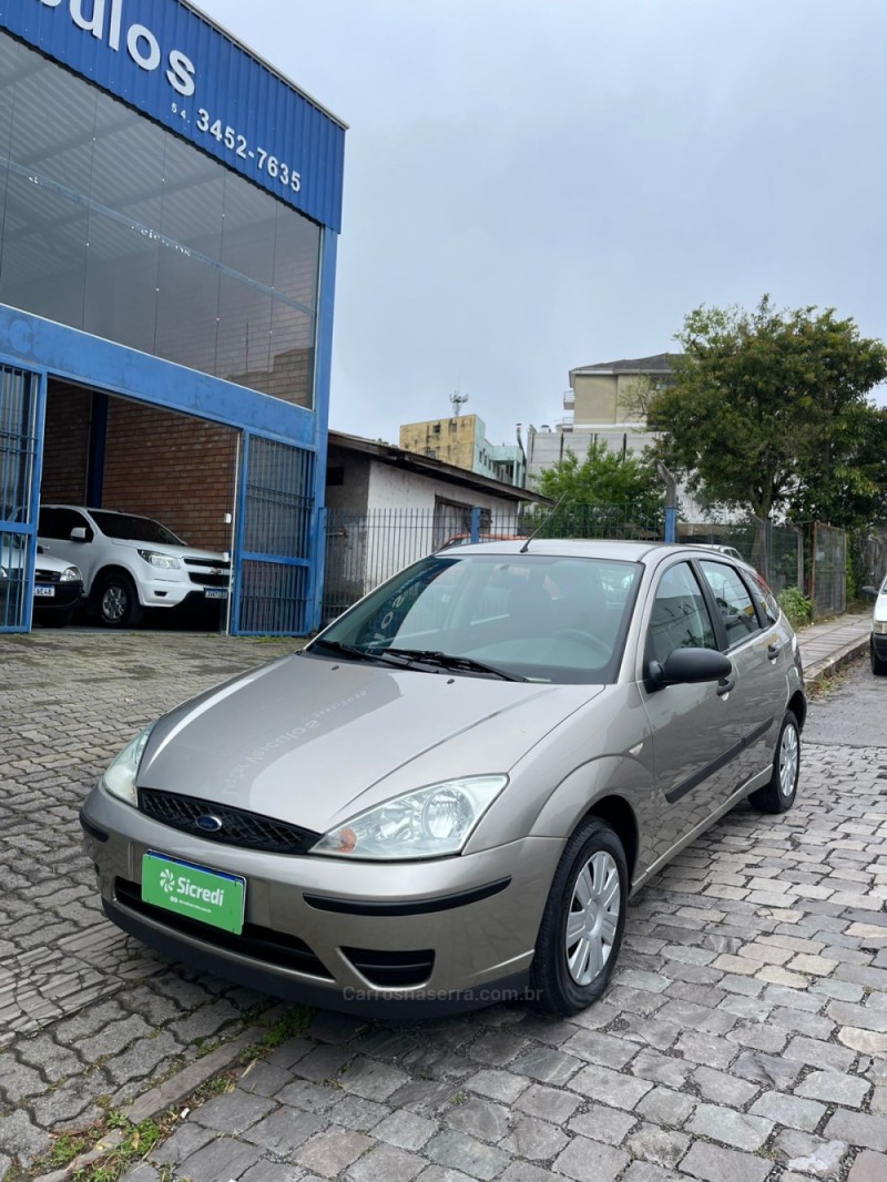 FOCUS 1.6 8V FLEX 4P MANUAL - 2009 - BENTO GONçALVES