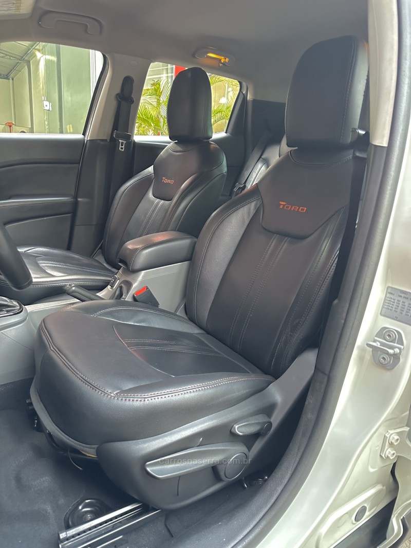 TORO 2.0 16V TURBO DIESEL VOLCANO AT9 4X4 AUTOMÁTICO - 2018 - ESTâNCIA VELHA