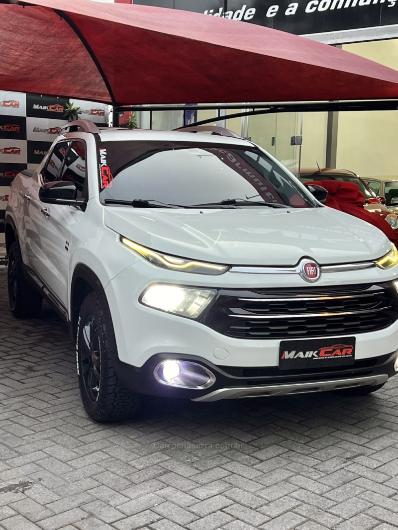 TORO 2.0 16V TURBO DIESEL VOLCANO AT9 4X4 AUTOMÁTICO - 2018 - ESTâNCIA VELHA