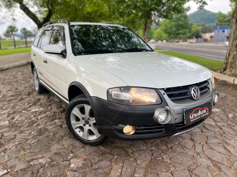 PARATI 1.6 MI SURF 8V FLEX 4P MANUAL G.IV - 2010 - DOIS IRMãOS