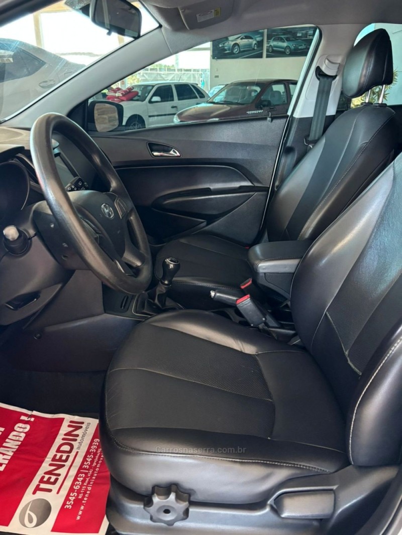 HB20 1.0 COMFORT 12V FLEX 4P MANUAL - 2015 - IGREJINHA