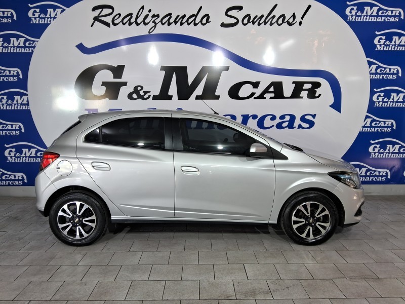 ONIX 1.4 MPFI LTZ 8V FLEX 4P MANUAL - 2015 - SãO SEBASTIãO DO CAí