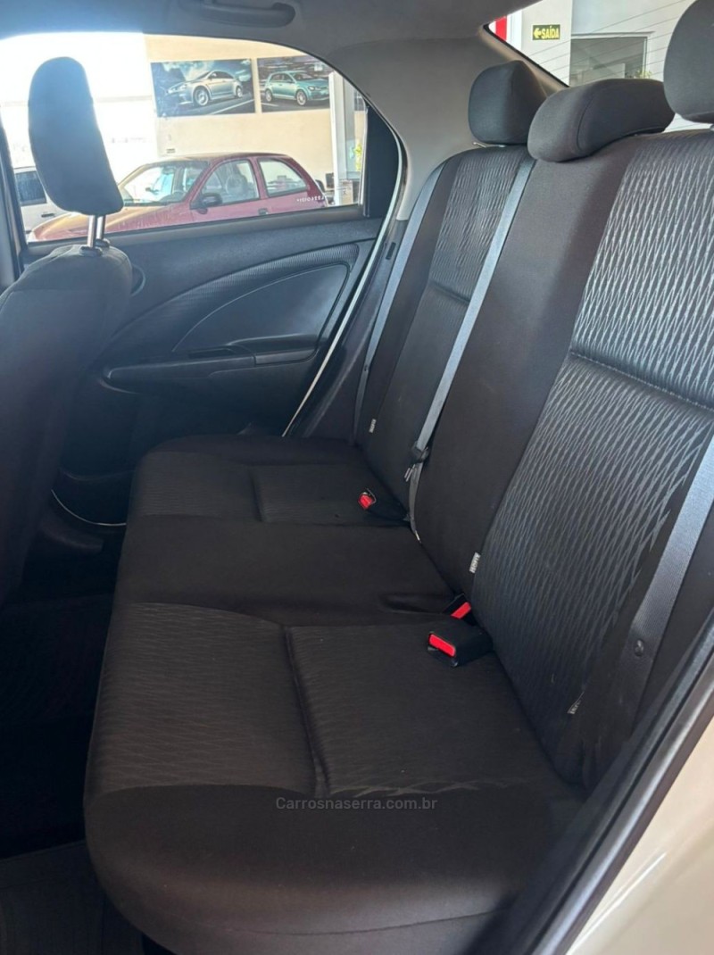 ETIOS 1.5 X SEDAN 16V FLEX 4P MANUAL - 2020 - IGREJINHA
