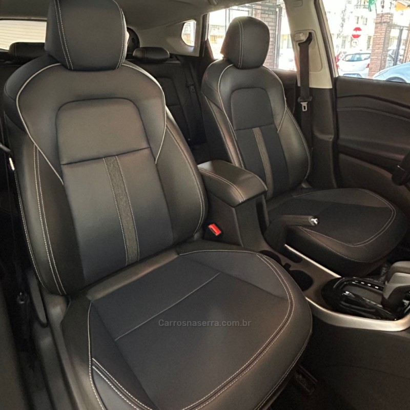 TRACKER 1.2 12V PREMIER TURBO FLEX 4P AUTOMÁTICO - 2023 - VACARIA