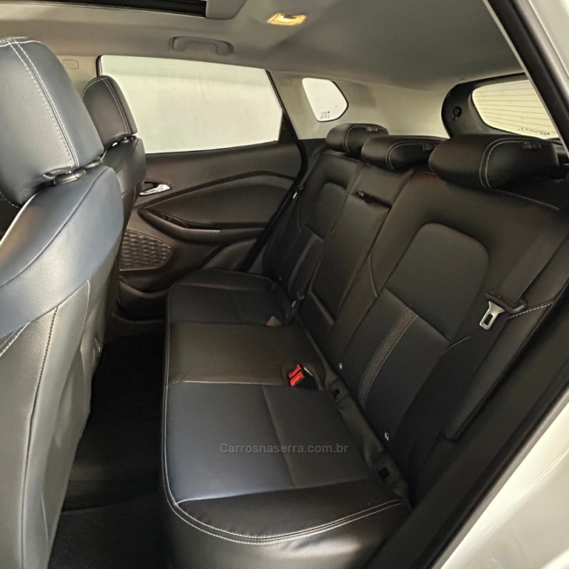 TRACKER 1.2 12V PREMIER TURBO FLEX 4P AUTOMÁTICO - 2023 - VACARIA