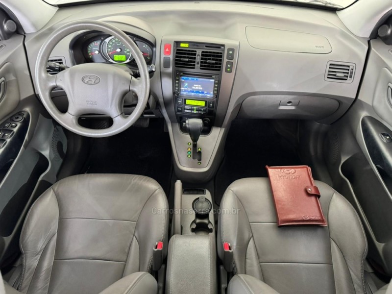 TUCSON 2.0 MPFI GLS 16V 143CV 2WD FLEX 4P AUTOMÁTICO - 2015 - NOVA PRATA