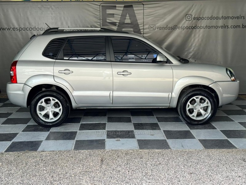 TUCSON 2.0 MPFI GLS 16V 143CV 2WD FLEX 4P AUTOMÁTICO - 2015 - NOVA PRATA