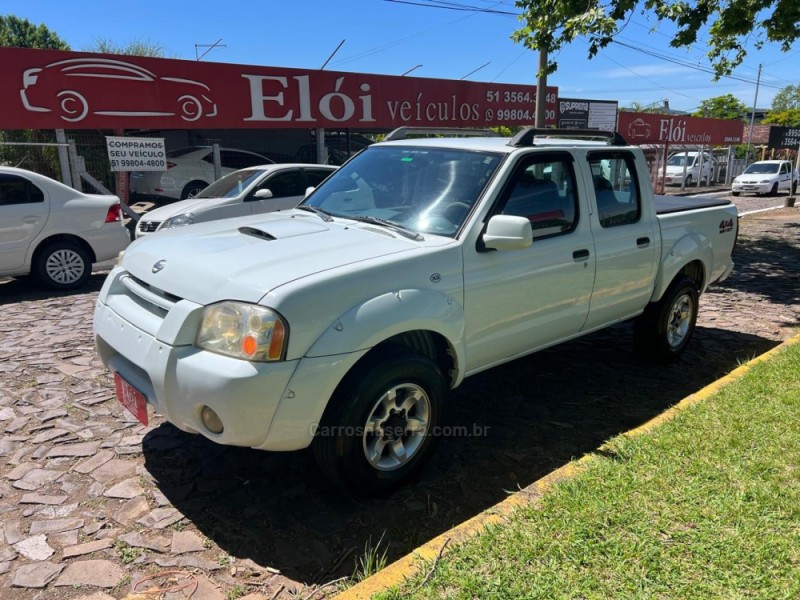 frontier 2.5 s 4x4 cd turbo eletronic diesel 4p manual 2006 dois irmaos