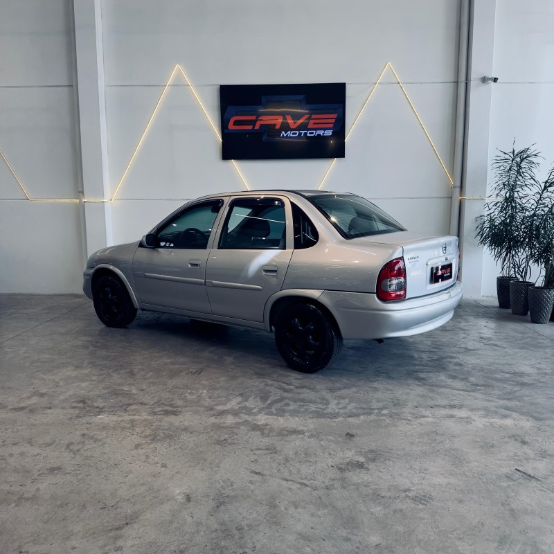 CORSA 1.0 MPFI VHC SEDAN 8V GASOLINA 4P MANUAL - 2004 - CAXIAS DO SUL