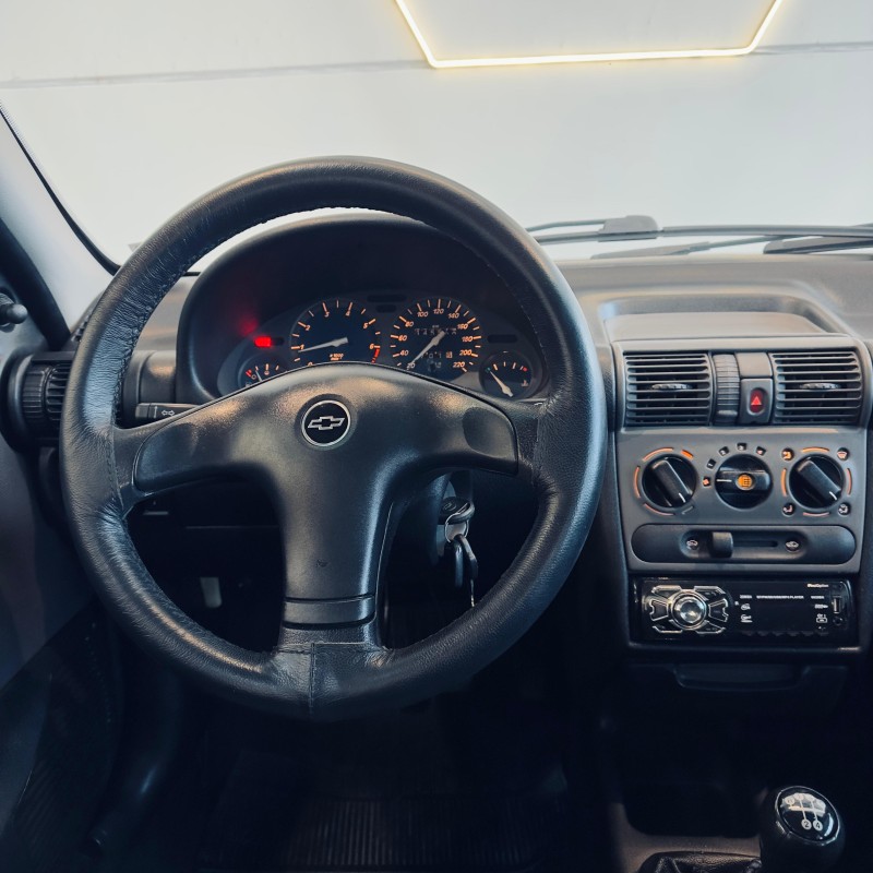 CORSA 1.0 MPFI VHC SEDAN 8V GASOLINA 4P MANUAL - 2004 - CAXIAS DO SUL