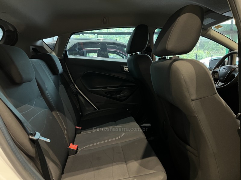 FIESTA 1.5 SE HATCH 16V FLEX 4P MANUAL - 2014 - CAXIAS DO SUL