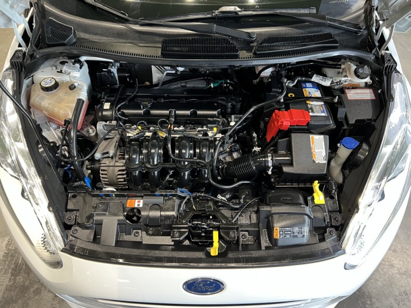 FIESTA 1.5 SE HATCH 16V FLEX 4P MANUAL - 2014 - CAXIAS DO SUL