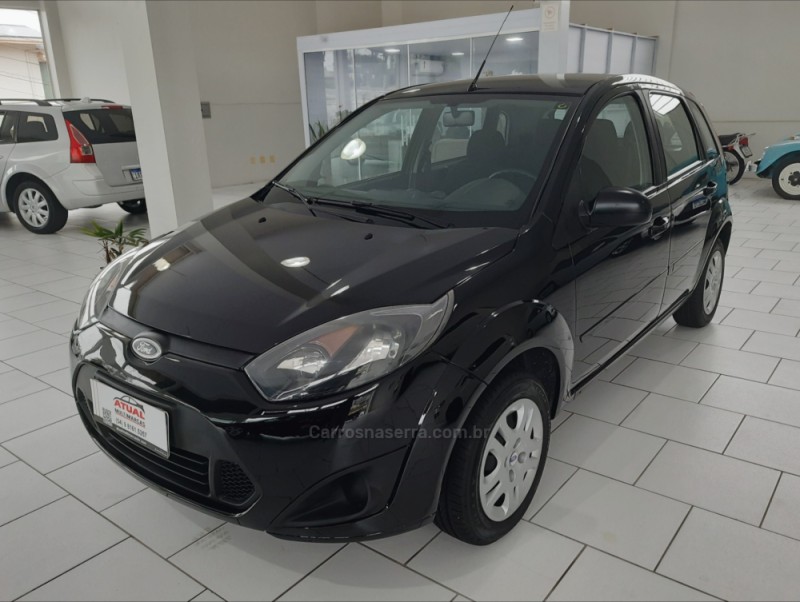 FIESTA 1.0 SE 8V FLEX 4P MANUAL - 2014 - GARIBALDI