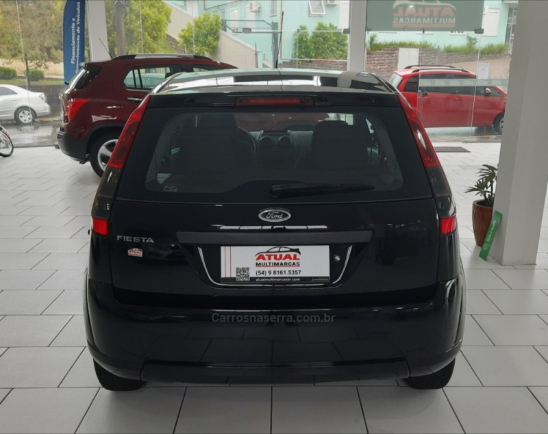 FIESTA 1.0 SE 8V FLEX 4P MANUAL - 2014 - GARIBALDI