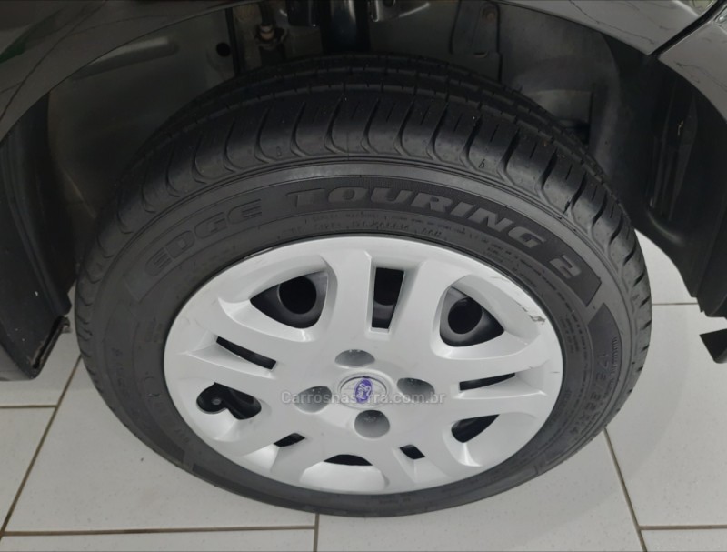 FIESTA 1.0 SE 8V FLEX 4P MANUAL - 2014 - GARIBALDI