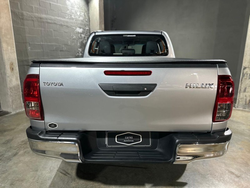 HILUX 2.8 4X4 CD 8V DIESEL 4P MANUAL - 2023 - CAXIAS DO SUL