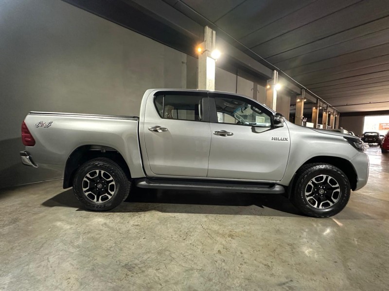 HILUX 2.8 4X4 CD 8V DIESEL 4P MANUAL - 2023 - CAXIAS DO SUL