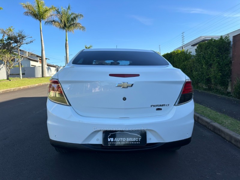 PRISMA 1.4 MPFI LT 8V FLEX 4P MANUAL - 2015 - SãO LEOPOLDO