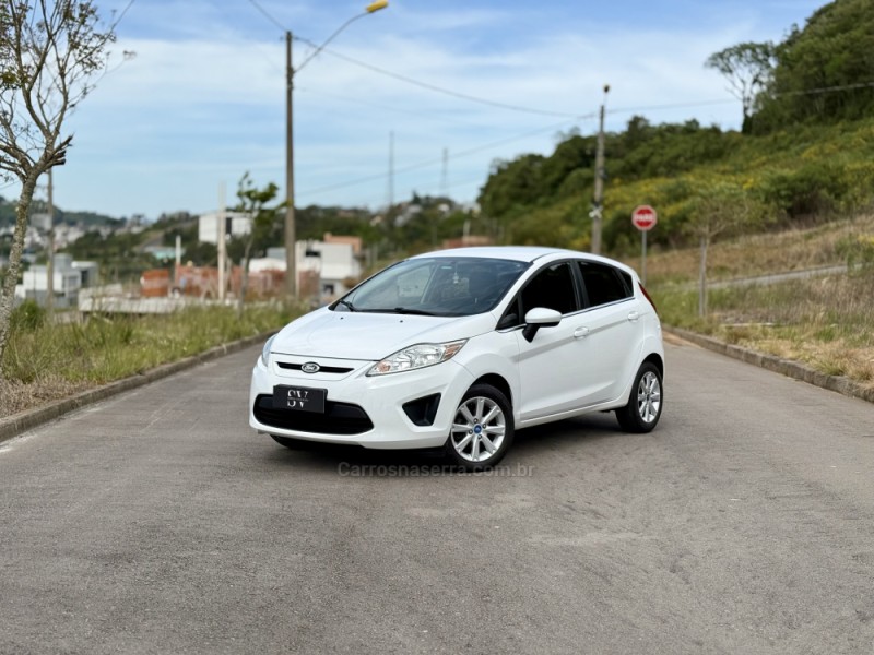 FIESTA 1.6 SE HATCH 16V FLEX 4P MANUAL