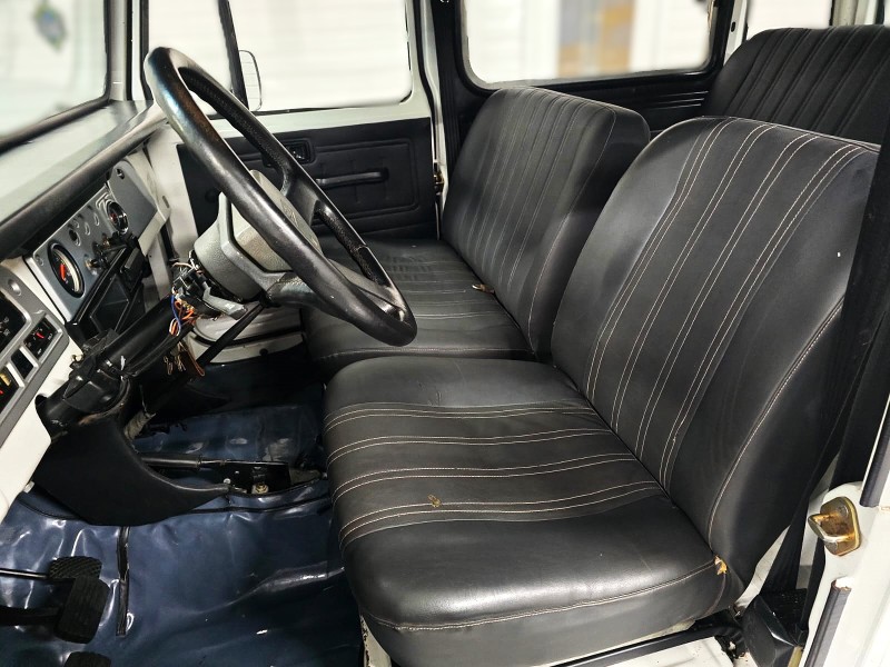 BANDEIRANTE 4.0 OJ50LV 4X4 TETO RIGIDO DIESEL 2P MANUAL - 1991 - CAXIAS DO SUL