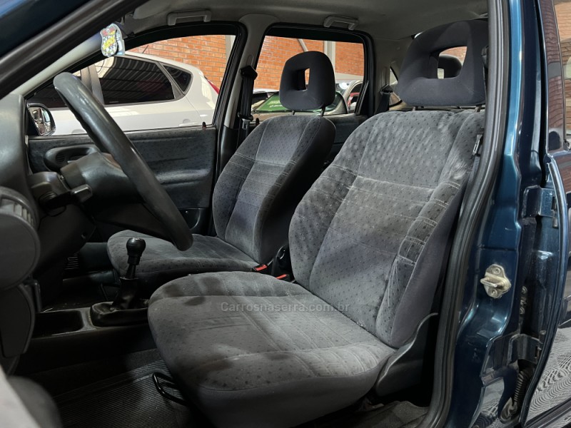CORSA 1.6 MPFI GLS SEDAN 8V GASOLINA 4P MANUAL - 2000 - BENTO GONçALVES