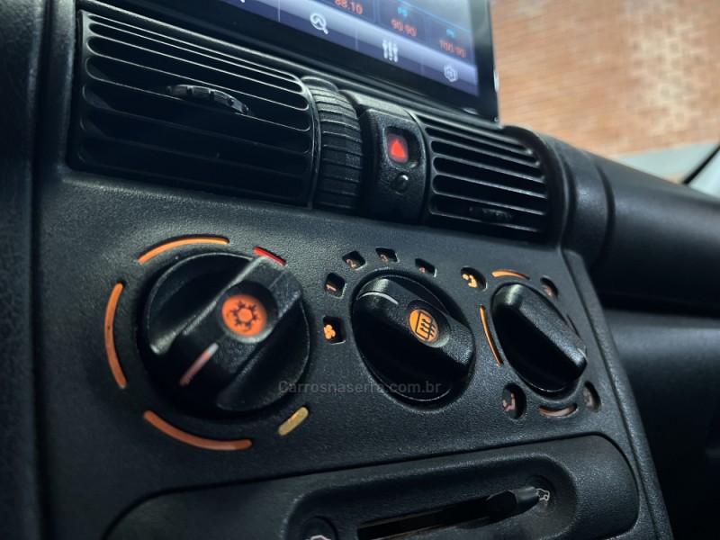 CORSA 1.6 MPFI GLS SEDAN 8V GASOLINA 4P MANUAL - 2000 - BENTO GONçALVES