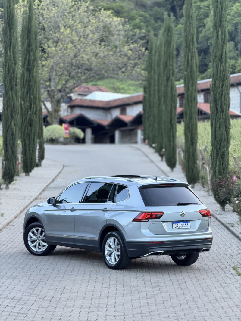 TIGUAN 1.4 ALLSPACE COMFORT 250 TSI FLEX 4P - 2020 - CAXIAS DO SUL