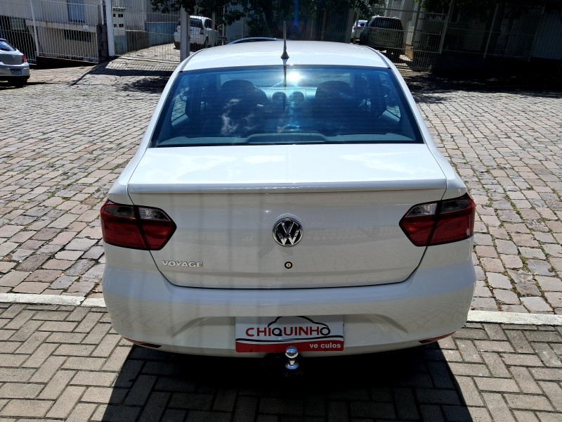VOYAGE 1.0 MI COMFORTLINE 8V FLEX 4P MANUAL - 2015 - CAXIAS DO SUL