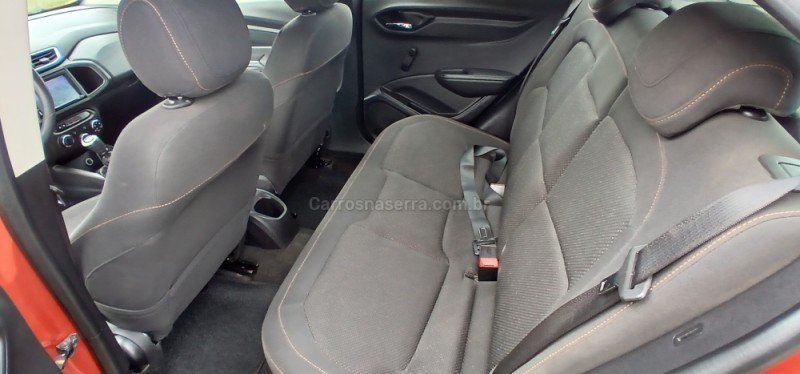 ONIX 1.4 MPFI LT 8V FLEX 4P MANUAL - 2013 - VACARIA