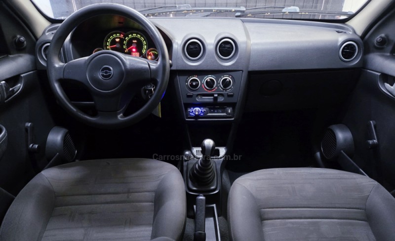 PRISMA 1.0 MPFI VHCE MAXX 8V FLEX 4P MANUAL - 2010 - CAMPO BOM