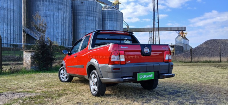 STRADA 1.4 MPI WORKING CD 8V CELEBRATION FLEX 2P MANUAL - 2013 - VACARIA