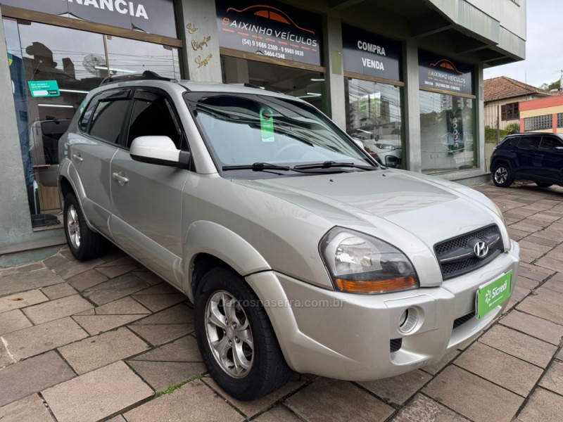 TUCSON 2.0 MPFI GLS 16V 143CV 2WD FLEX 4P AUTOMÁTICO - 2013 - GARIBALDI