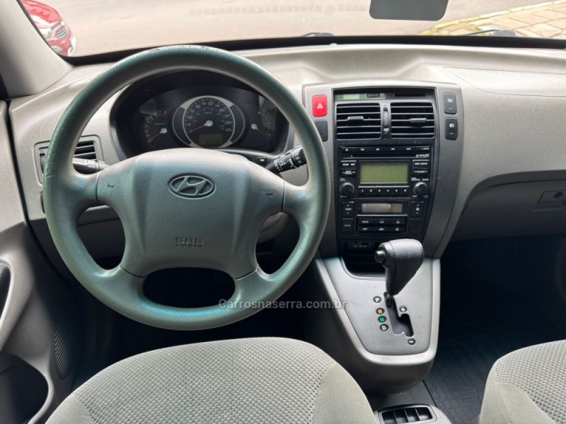 TUCSON 2.0 MPFI GLS 16V 143CV 2WD FLEX 4P AUTOMÁTICO - 2013 - GARIBALDI