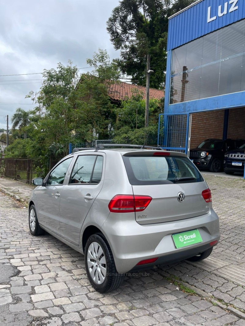 FOX 1.6 MSI TRENDLINE 8V FLEX 4P MANUAL - 2015 - BENTO GONçALVES
