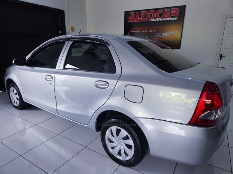 ETIOS 1.5 X SEDAN 16V FLEX 4P MANUAL - 2017 - CAMPO BOM