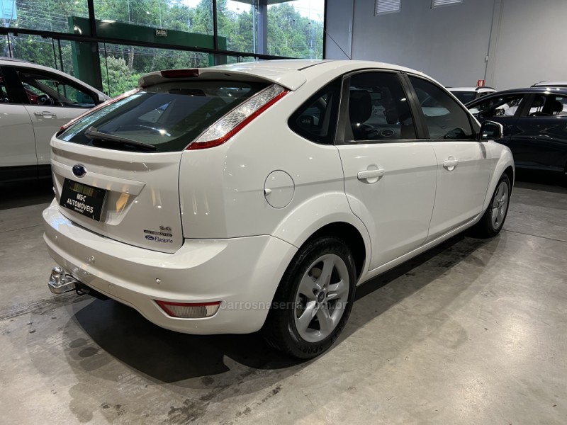 FOCUS 2.0 16V FLEX 4P AUTOMÁTICO - 2013 - CAXIAS DO SUL