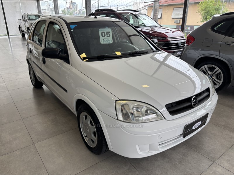 CORSA 1.0 MPFI JOY 8V FLEX 4P MANUAL - 2005 - BENTO GONçALVES