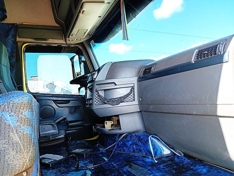 FH 460 GLOBETROTTER 6X2 - 2012 - FARROUPILHA