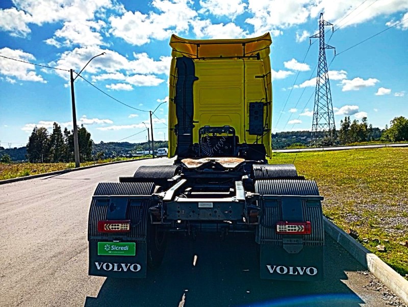 FH 460 GLOBETROTTER 6X2 - 2012 - FARROUPILHA