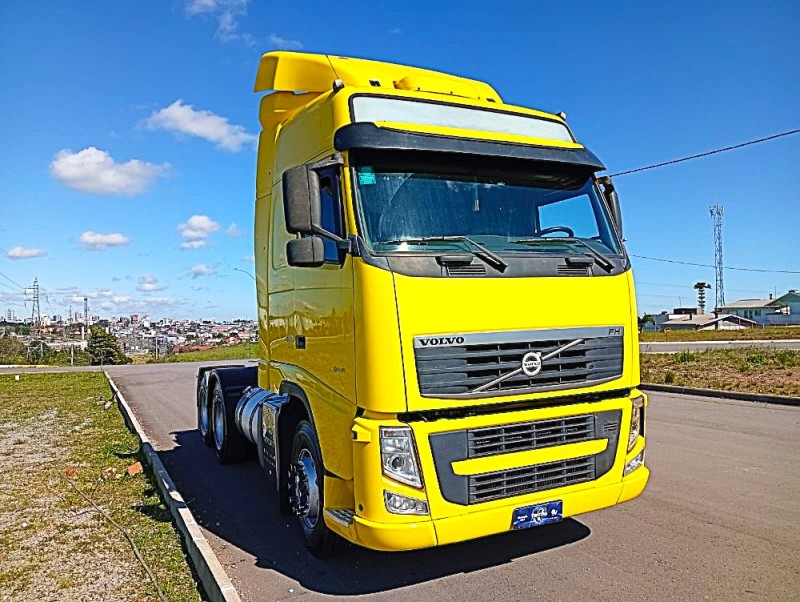 FH 460 GLOBETROTTER 6X2 - 2012 - FARROUPILHA