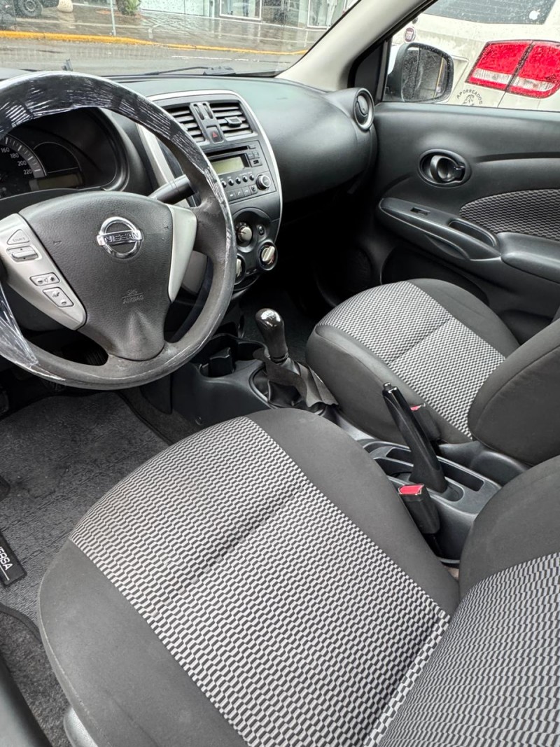 VERSA 1.0 12V FLEX S 4P MANUAL - 2017 - CAXIAS DO SUL