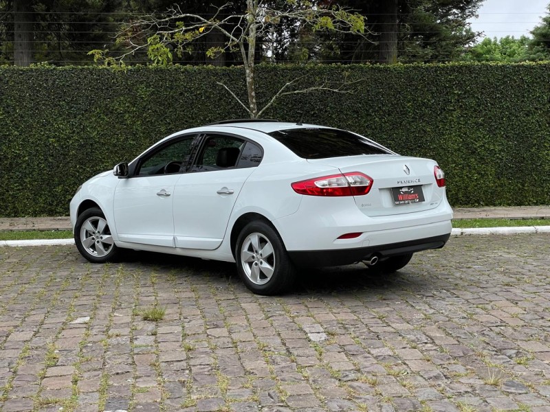 FLUENCE 2.0 DYNAMIQUE 16V FLEX 4P AUTOMÁTICO - 2014 - FARROUPILHA
