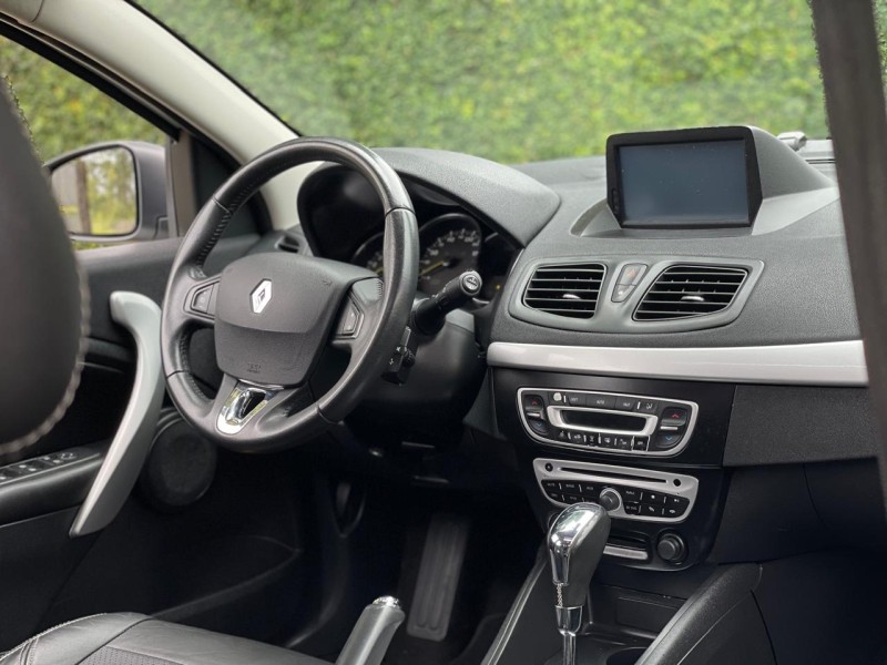 FLUENCE 2.0 DYNAMIQUE 16V FLEX 4P AUTOMÁTICO - 2014 - FARROUPILHA