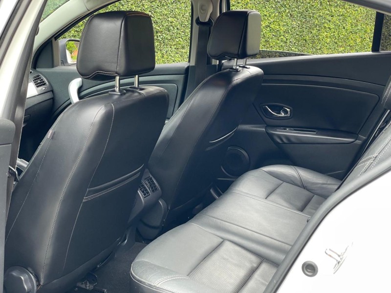 FLUENCE 2.0 DYNAMIQUE 16V FLEX 4P AUTOMÁTICO - 2014 - FARROUPILHA