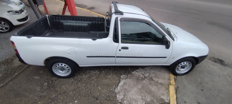 COURIER 1.6 MPI L 8V GASOLINA 2P MANUAL - 2003 - FARROUPILHA