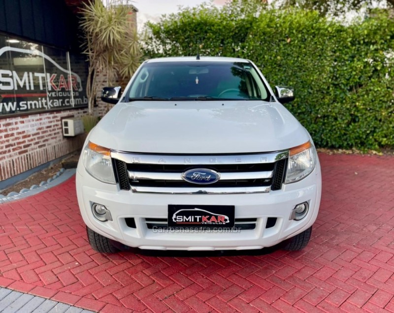 RANGER 3.2 XLT 4X4 CD 20V DIESEL 4P AUTOMÁTICO - 2014 - ROLANTE