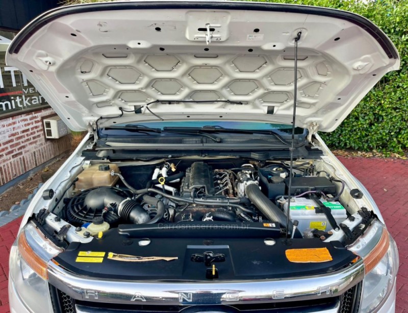 RANGER 3.2 XLT 4X4 CD 20V DIESEL 4P AUTOMÁTICO - 2014 - ROLANTE