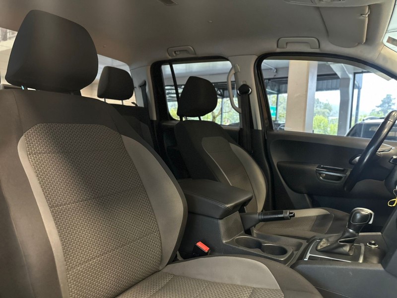 AMAROK 2.0 TRENDLINE 4X4 CD 16V TURBO INTERCOOLER DIESEL 4P AUTOMÁTICO - 2018 - ESTâNCIA VELHA