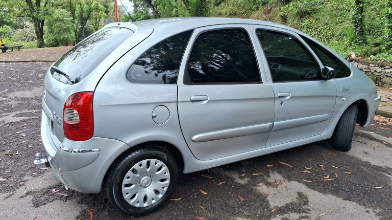 XSARA PICASSO 1.6 I GLX 16V FLEX 4P MANUAL - 2011 - CAXIAS DO SUL